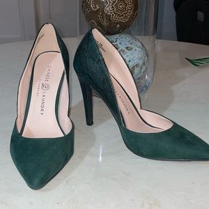 Chinese Laundry Suede & Snake Green Pumps